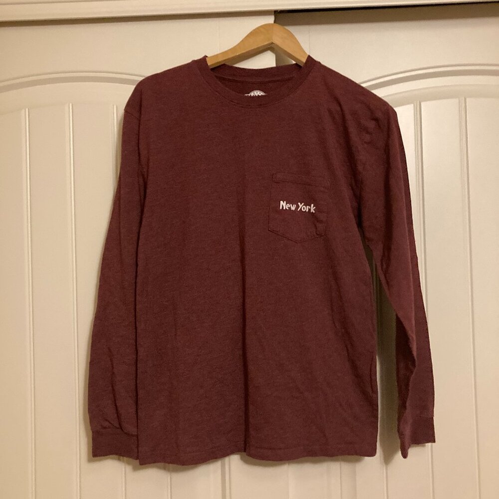 New York Home Free Long Sleeve T Shirt Mens Small (34/36) Maroon Pocket Sunset